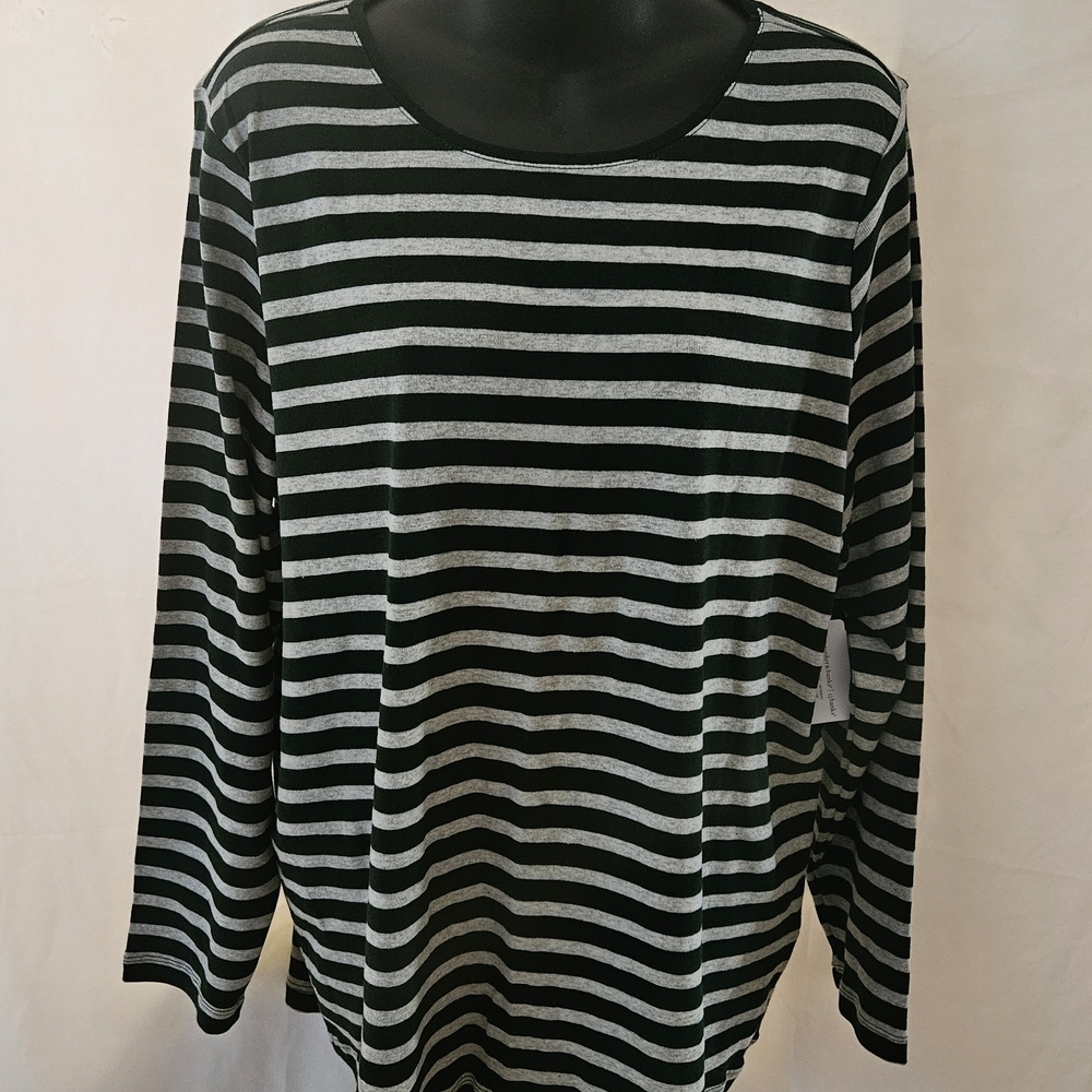 #115 CJ Banks Black and White Striped Long Sleeve Top